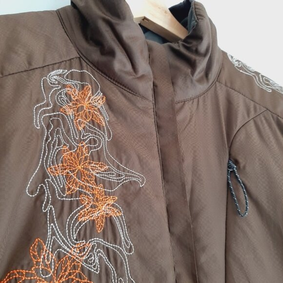 MOUNTAIN HARDWEAR Reversible Embroidered Primaloft Insulated Winter Jacket Sz M - Picture 4 of 16